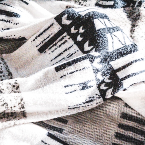 Fall-Style Cardigan - Picture 2 of 3